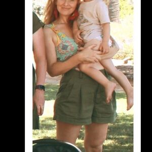 Madewell High Waist Shorts in Olive Green